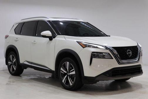 White 2021 Nissan Rogue SL