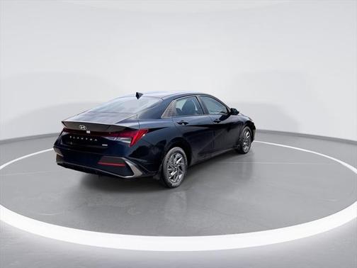 2025 Hyundai ELANTRA HEV Blue