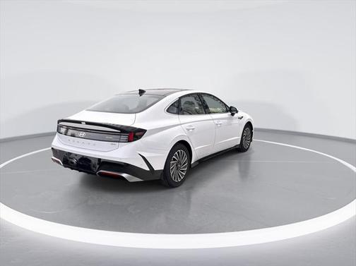 2025 Hyundai SONATA Hybrid Limited