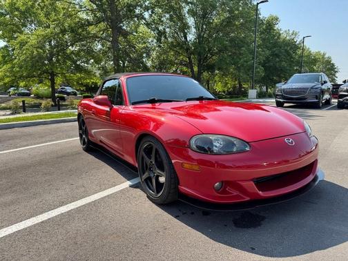 2004 Mazda MX-5 Miata Cloth
