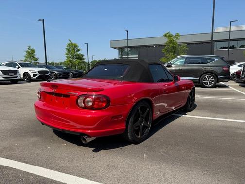 2004 Mazda MX-5 Miata Cloth