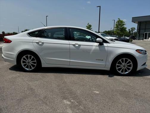 2017 Ford Fusion Hybrid SE