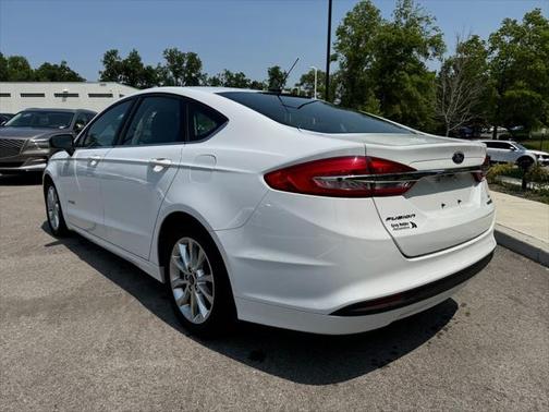 2017 Ford Fusion Hybrid SE