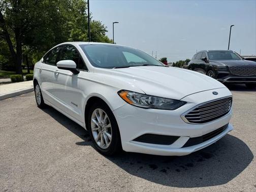 2017 Ford Fusion Hybrid SE