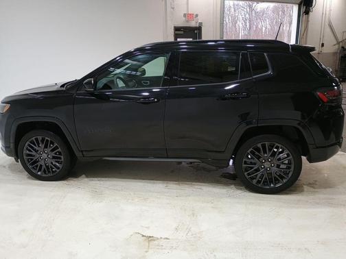 2023 Jeep Compass Altitude