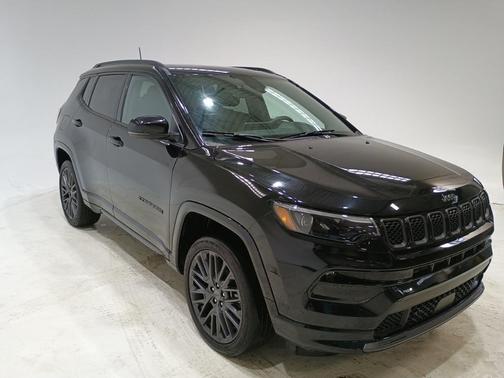 2023 Jeep Compass Altitude