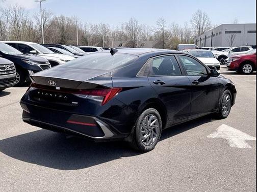 2025 Hyundai ELANTRA HEV Blue