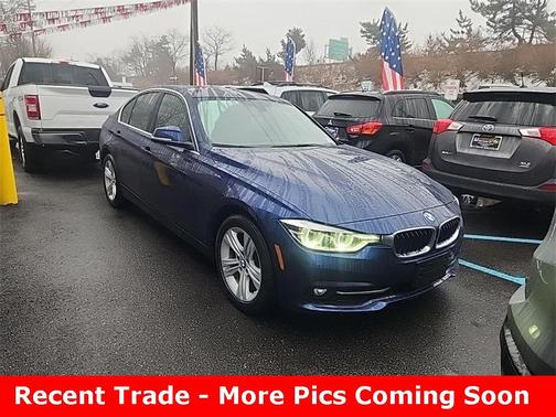 2018 BMW 330 i xDrive