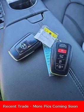 2019 Toyota Avalon XLE