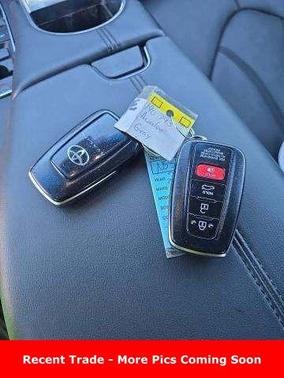 2019 Toyota Avalon XLE