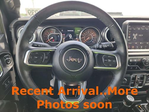 2022 Jeep Wrangler Unlimited Sahara Altitude