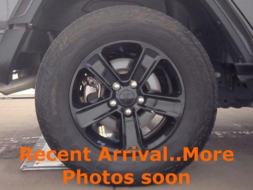 2022 Jeep Wrangler Unlimited Sahara Altitude