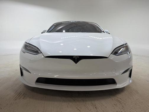 2022 Tesla Model S Plaid
