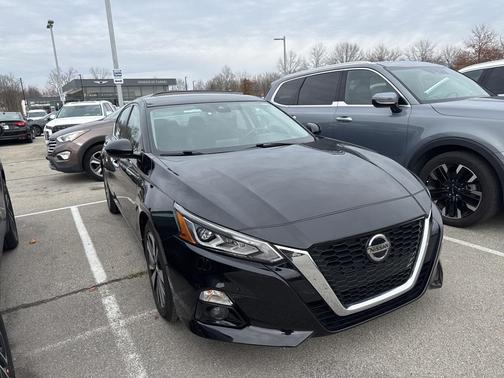 2020 Nissan Altima 2.5 SV