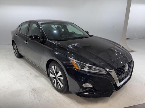 2020 Nissan Altima 2.5 SV