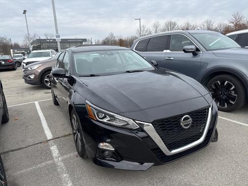 2020 Nissan Altima 2.5 SV