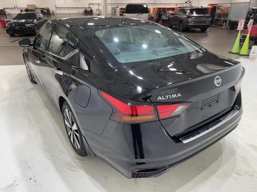 2020 Nissan Altima 2.5 SV