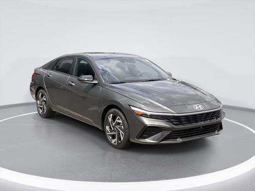 2025 Hyundai ELANTRA HEV SEL Sport