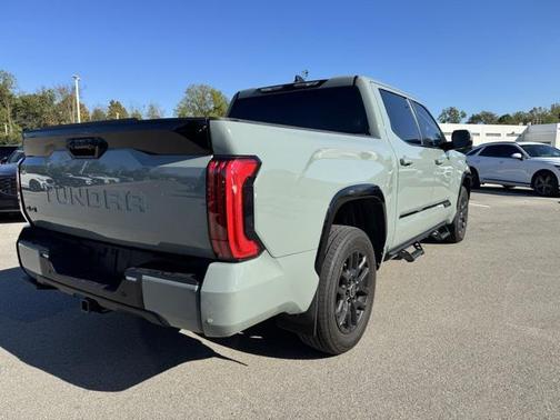 2024 Toyota Tundra Platinum