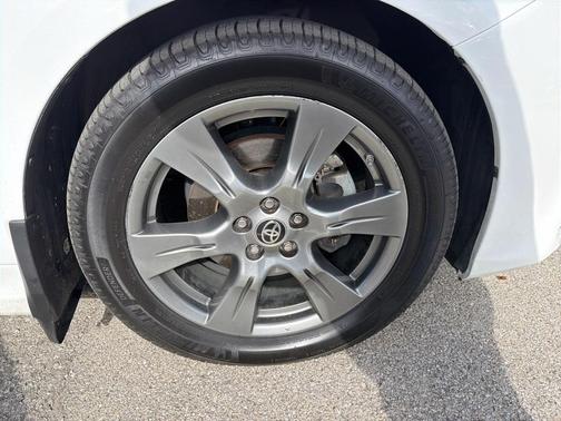 2020 Toyota Sienna SE