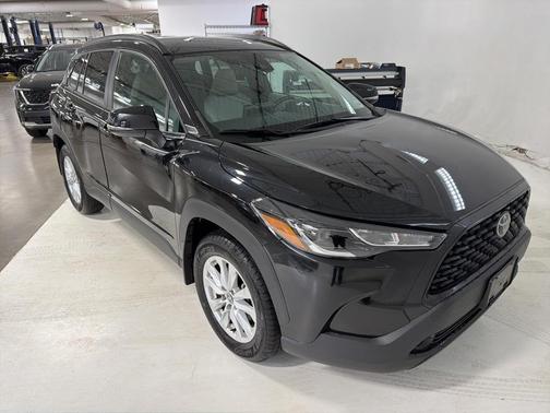2022 Toyota Corolla Cross LE