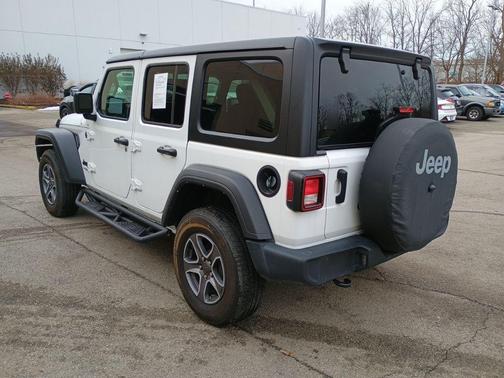 2022 Jeep Wrangler Unlimited Sport