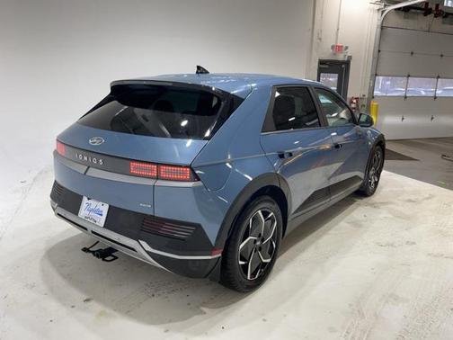 2022 Hyundai IONIQ 5 SE