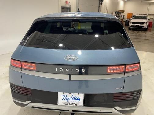 2022 Hyundai IONIQ 5 SE