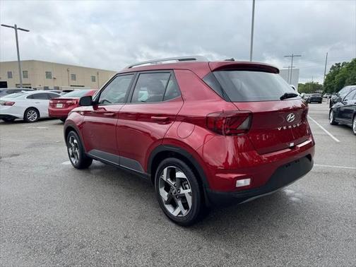 2024 Hyundai VENUE Limited