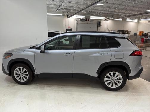 2022 Toyota Corolla Cross LE