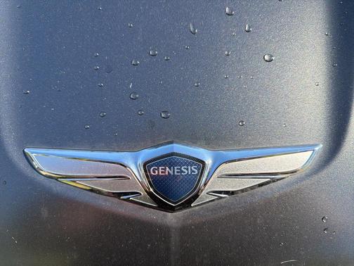 2024 Genesis GV70 2.5T