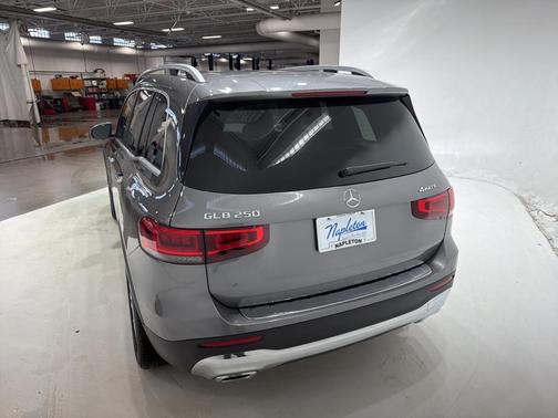 2020 Mercedes-Benz GLB 250 Base 4MATIC