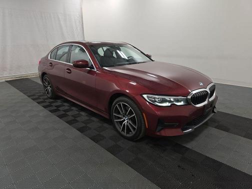 Aventurin Red Metallic 2022 BMW 330 i xDrive