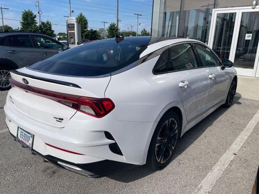 Glacial White Pearl 2021 Kia K5 GT-Line