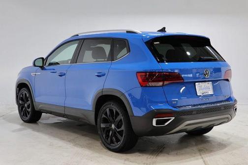 Cornflower Blue 2023 Volkswagen Taos 1.5T SE