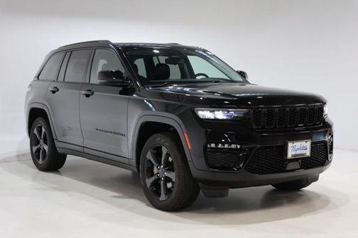 Diamond Black 2024 Jeep Grand Cherokee Limited