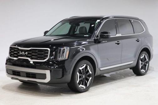 Ebony Black 2024 Kia Telluride S