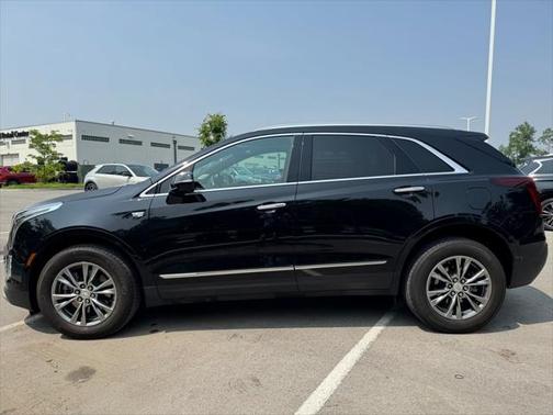 2022 Cadillac XT5 Premium Luxury
