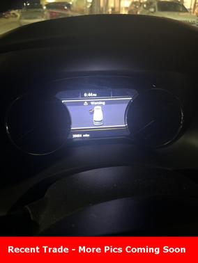 2022 INFINITI QX80 Luxe