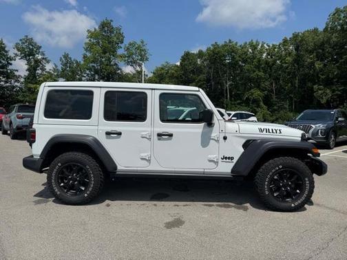 2022 Jeep Wrangler Unlimited Sport