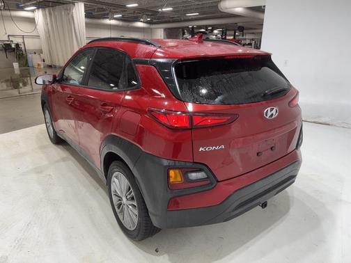 2020 Hyundai KONA SEL Plus