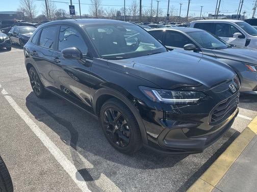 Crystal Black Pearl 2024 Honda HR-V Sport