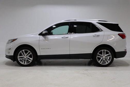 Iridescent Pearl Tricoat 2018 Chevrolet Equinox Premier