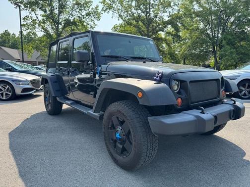2012 Jeep Wrangler Unlimited Sahara