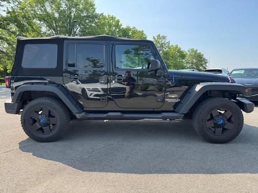 2012 Jeep Wrangler Unlimited Sahara