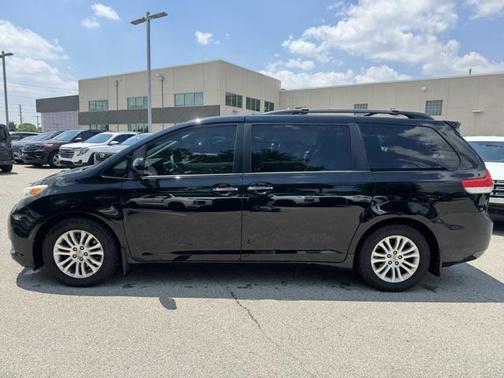2014 Toyota Sienna L