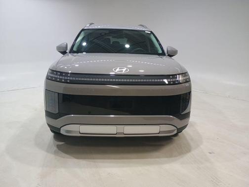 Cyber Gray 2026 Hyundai IONIQ 9 SE