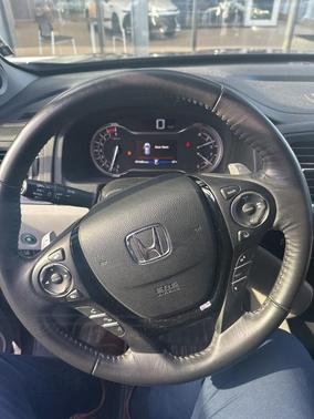 Modern Steel Metallic 2017 Honda Pilot Touring