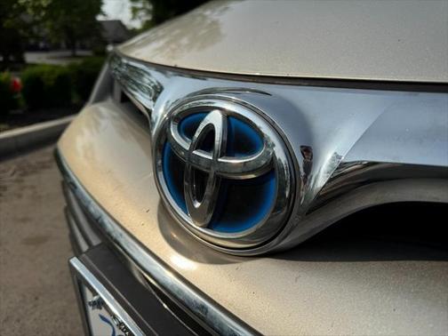 2016 Toyota Avalon Hybrid