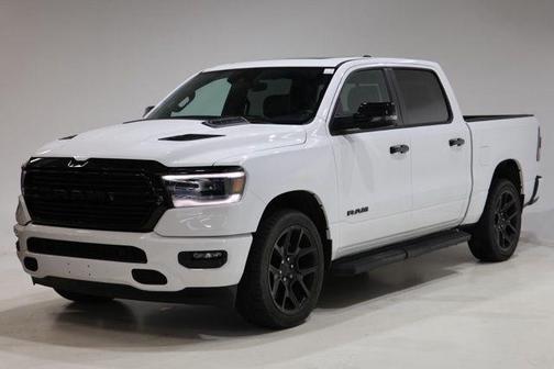Bright White Clearcoat 2023 RAM 1500 Laramie